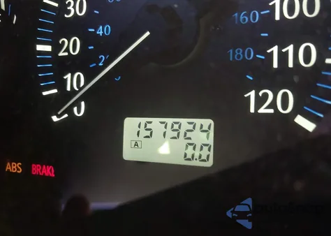 2003 Infiniti Qx4 Luxury z USA, uszkodzony, nr VIN JNRDR09Y13W304911